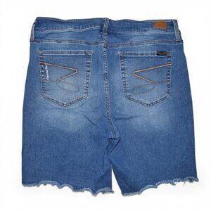 Seven7 Womens Bermuda Cut Off Shorts Size 14 Stretch Denim Medium Wash NWT